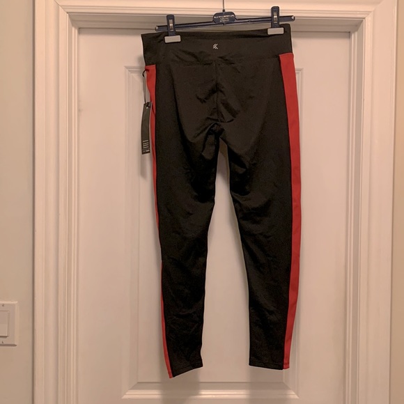 Kyodan new 7/8 length running pants key pocket in waist. Black with side pink - Picture 2 of 4